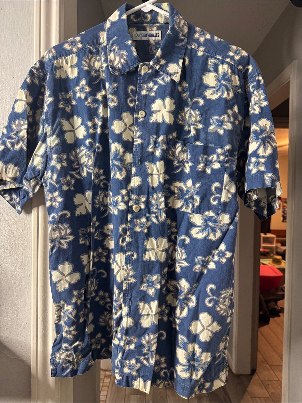 Canyon blue Navy and Cream Floral Short-Sleeve Button-Down Shirt